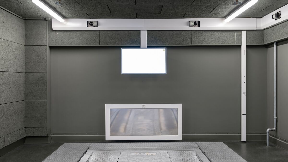 Entrance to the parking system