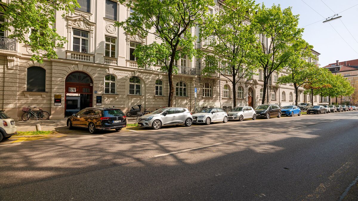 Exterior view of the listed building on Franz-Joseph-Straße