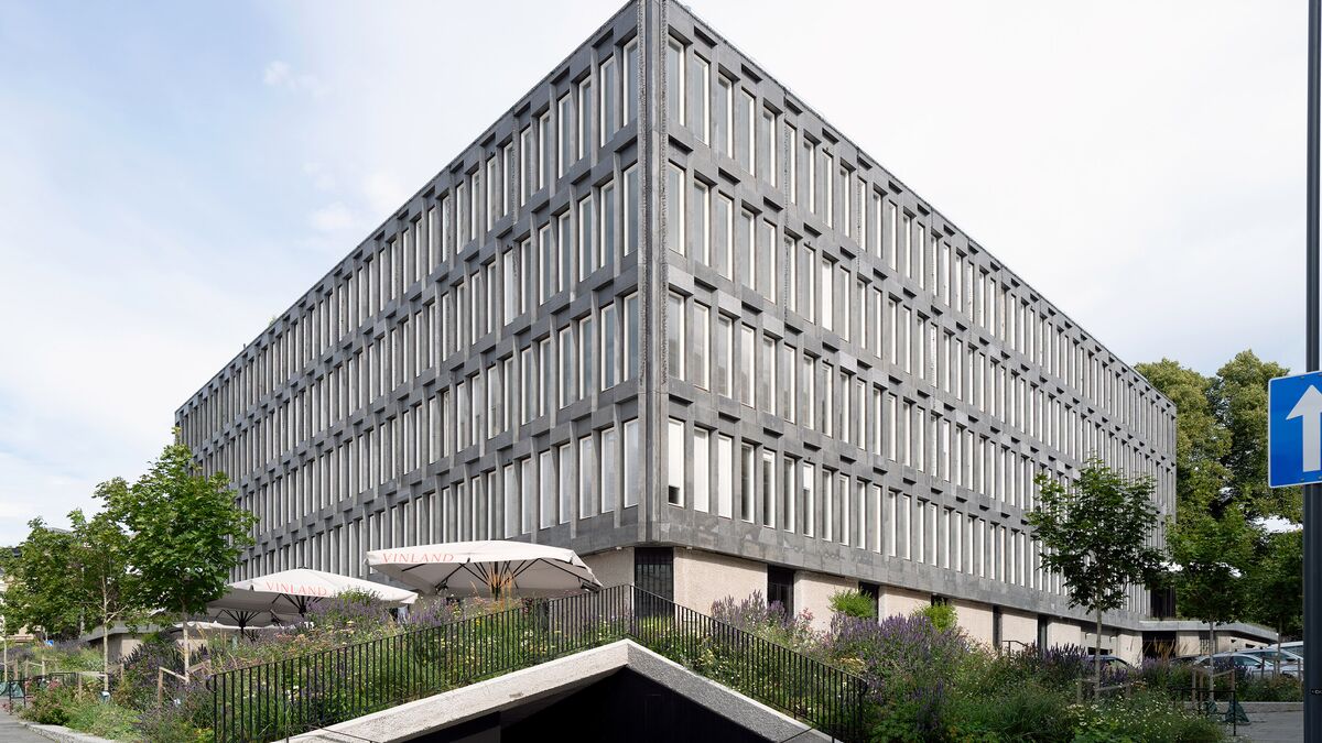 Frontalansicht auf das Gebäude der ehemaligen amerikanischen Botschaft in Oslo
