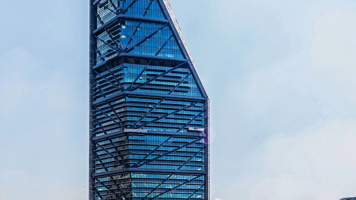 der-bueroturm-torre-reforma-in-mexiko-stadt-wurde-mit-dem-internationalen-hochhaus-preis-2018-ausgezeichnet.jpg